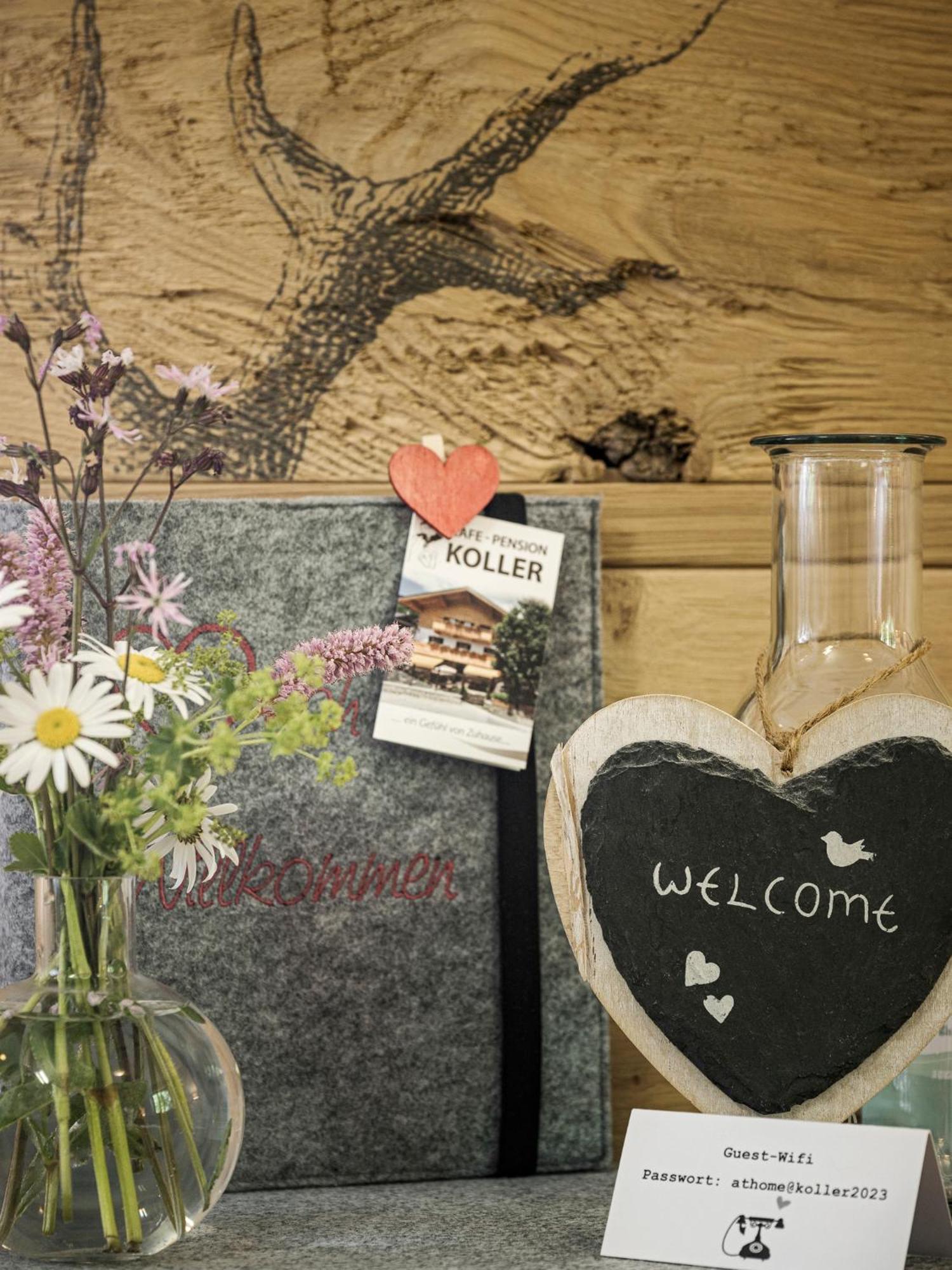 Cafe Pension Koller ブリクセン イン ターレ エクステリア 写真